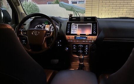 Toyota Land Cruiser Prado 150 рестайлинг 2, 2020 год, 7 500 000 рублей, 18 фотография