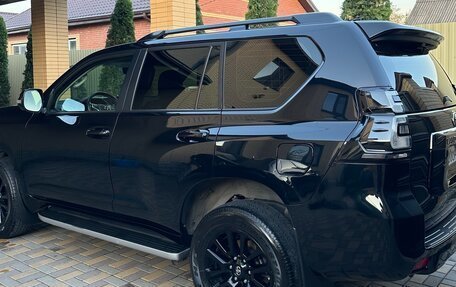 Toyota Land Cruiser Prado 150 рестайлинг 2, 2020 год, 7 500 000 рублей, 16 фотография
