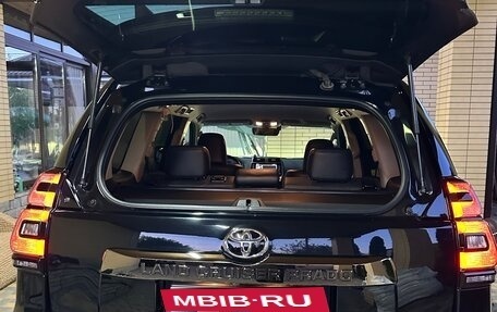Toyota Land Cruiser Prado 150 рестайлинг 2, 2020 год, 7 500 000 рублей, 22 фотография