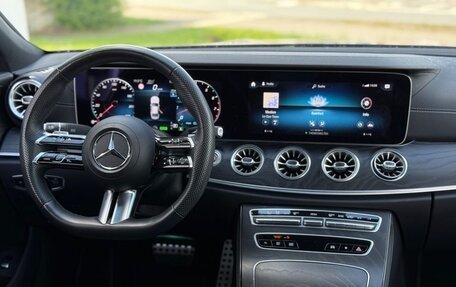 Mercedes-Benz CLS, 2022 год, 4 890 000 рублей, 13 фотография