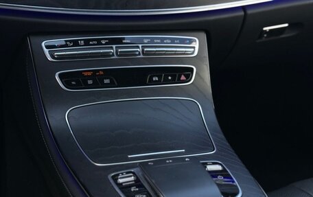 Mercedes-Benz CLS, 2022 год, 4 890 000 рублей, 16 фотография