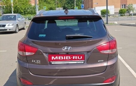 Hyundai ix35 I рестайлинг, 2015 год, 1 999 000 рублей, 4 фотография