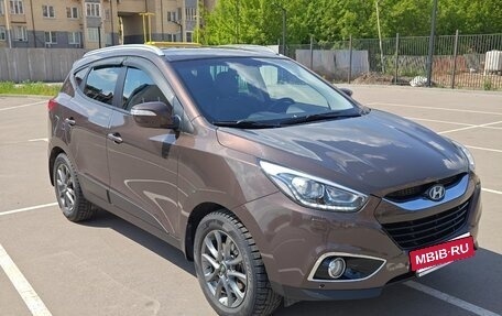 Hyundai ix35 I рестайлинг, 2015 год, 1 999 000 рублей, 2 фотография