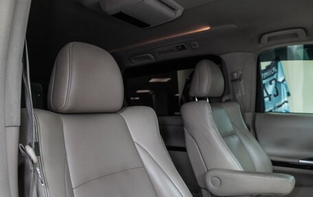 Toyota Alphard III, 2012 год, 2 790 000 рублей, 30 фотография