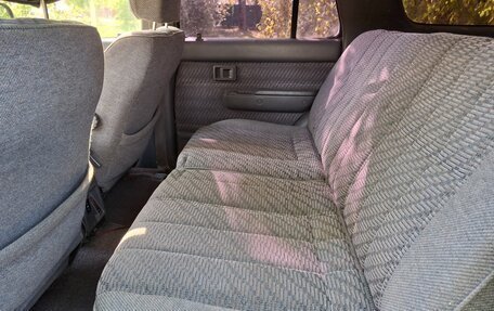 Toyota Hilux Surf III рестайлинг, 1995 год, 500 000 рублей, 5 фотография