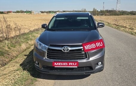 Toyota Highlander III, 2014 год, 2 559 000 рублей, 3 фотография