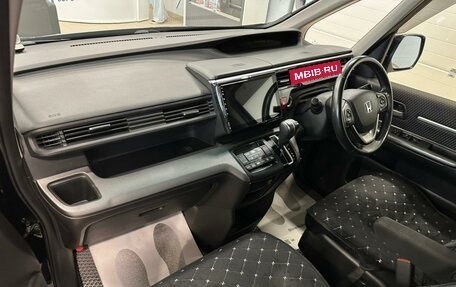 Honda Stepwgn IV, 2016 год, 2 229 000 рублей, 13 фотография