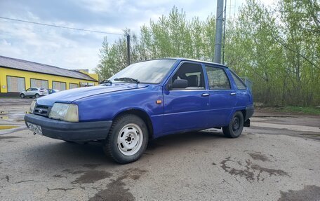 ИЖ 2126 «Ода», 2002 год, 75 000 рублей, 2 фотография
