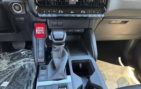 Toyota Land Cruiser Prado, 2024 год, 6 100 000 рублей, 8 фотография