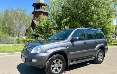 Toyota Land Cruiser Prado 120 рестайлинг, 2006 год, 2 250 000 рублей, 7 фотография