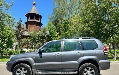 Toyota Land Cruiser Prado 120 рестайлинг, 2006 год, 2 250 000 рублей, 5 фотография