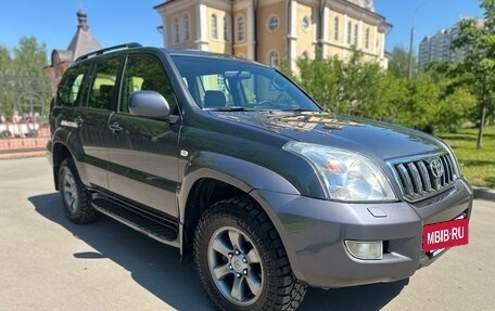 Toyota Land Cruiser Prado 120 рестайлинг, 2006 год, 2 250 000 рублей, 9 фотография
