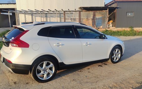 Volvo V40 Cross Country I, 2014 год, 1 250 000 рублей, 3 фотография