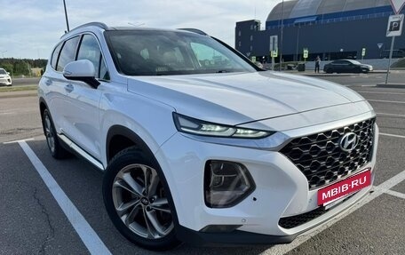 Hyundai Santa Fe IV, 2018 год, 2 750 000 рублей, 2 фотография