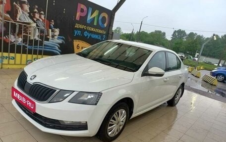 Skoda Octavia, 2020 год, 1 400 000 рублей, 6 фотография