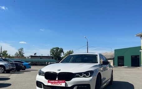 BMW 7 серия, 2018 год, 5 000 000 рублей, 2 фотография