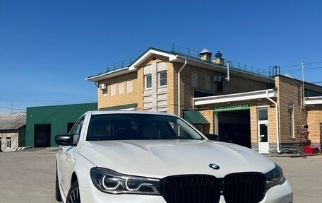 BMW 7 серия, 2018 год, 5 000 000 рублей, 9 фотография