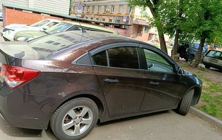 Chevrolet Cruze II, 2014 год, 950 000 рублей, 4 фотография