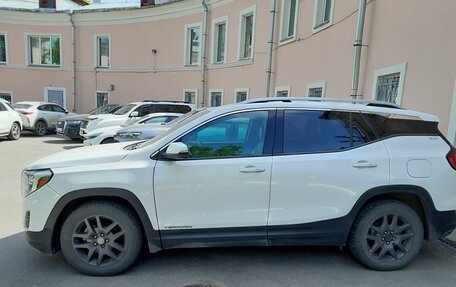 GMC Terrain, 2019 год, 2 350 000 рублей, 3 фотография