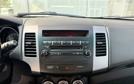 Mitsubishi Outlander III рестайлинг 3, 2010 год, 885 000 рублей, 12 фотография