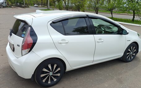 Toyota Aqua I, 2015 год, 820 000 рублей, 3 фотография