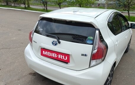 Toyota Aqua I, 2015 год, 820 000 рублей, 6 фотография