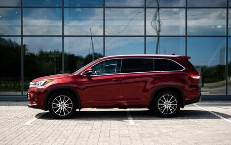 Toyota Highlander III, 2019 год, 3 900 000 рублей, 7 фотография