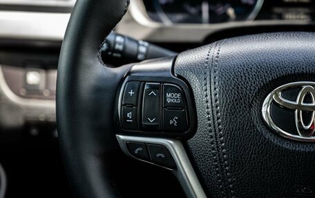 Toyota Highlander III, 2019 год, 3 900 000 рублей, 17 фотография