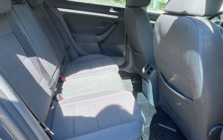 Volkswagen Jetta VI, 2007 год, 699 000 рублей, 14 фотография