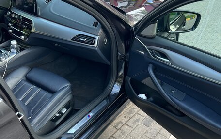 BMW 5 серия, 2017 год, 4 000 000 рублей, 9 фотография