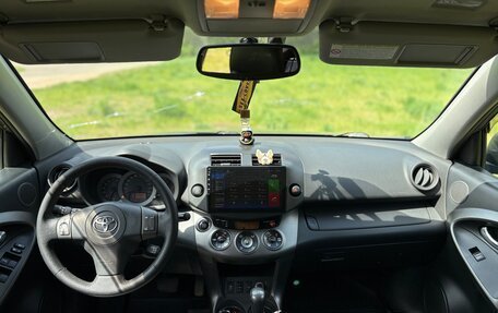 Toyota RAV4, 2010 год, 1 695 000 рублей, 12 фотография