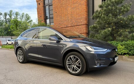 Tesla Model X I, 2018 год, 4 400 000 рублей, 4 фотография