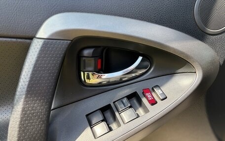 Toyota RAV4, 2010 год, 1 695 000 рублей, 20 фотография