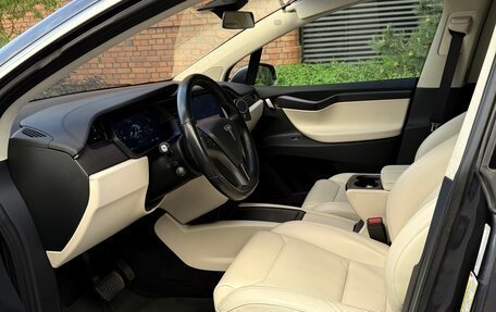 Tesla Model X I, 2018 год, 4 400 000 рублей, 10 фотография