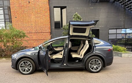 Tesla Model X I, 2018 год, 4 400 000 рублей, 18 фотография