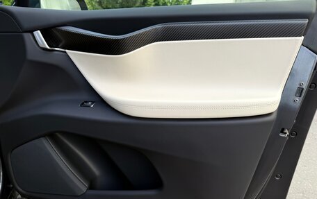 Tesla Model X I, 2018 год, 4 400 000 рублей, 25 фотография