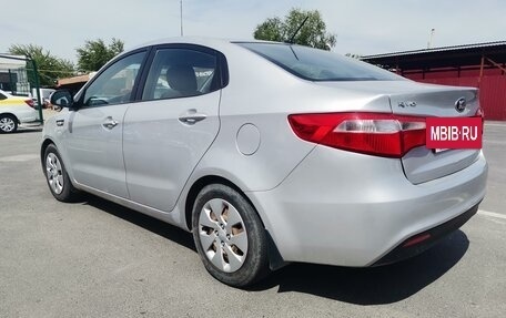 KIA Rio III рестайлинг, 2014 год, 700 000 рублей, 7 фотография