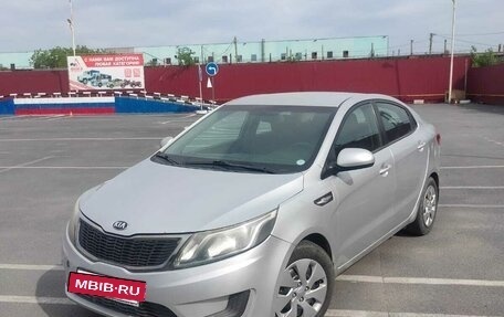 KIA Rio III рестайлинг, 2014 год, 700 000 рублей, 3 фотография