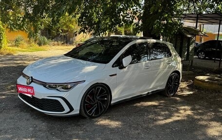 Volkswagen Golf GTI, 2020 год, 4 050 000 рублей, 10 фотография