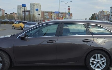 KIA cee'd III, 2019 год, 2 000 000 рублей, 2 фотография