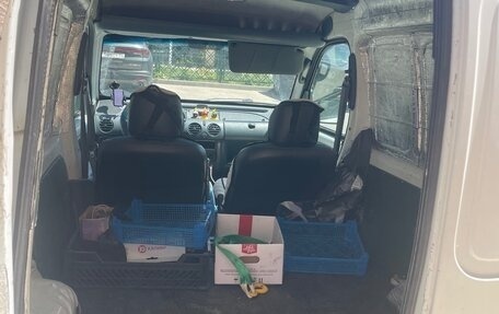 Renault Kangoo II рестайлинг, 1998 год, 300 000 рублей, 3 фотография
