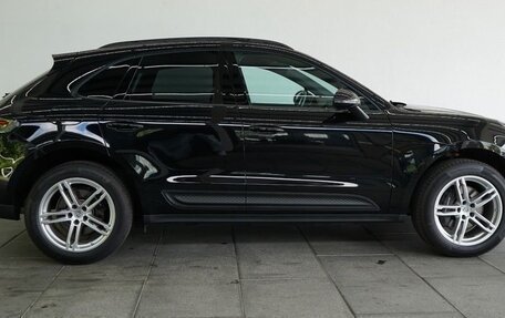 Porsche Macan I рестайлинг, 2022 год, 6 700 518 рублей, 2 фотография