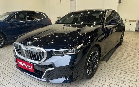 BMW 5 серия, 2024 год, 5 136 000 рублей, 1 фотография