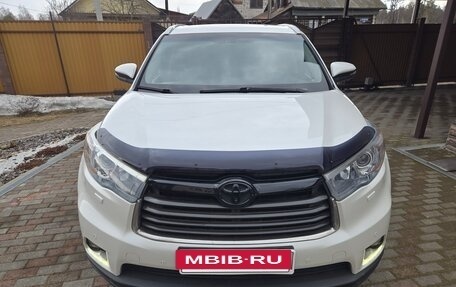 Toyota Highlander III, 2014 год, 2 730 000 рублей, 5 фотография