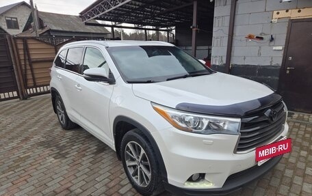 Toyota Highlander III, 2014 год, 2 730 000 рублей, 3 фотография