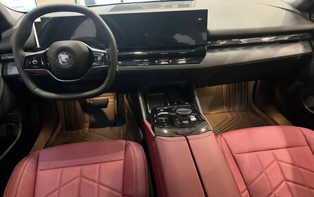BMW 5 серия, 2024 год, 5 136 000 рублей, 3 фотография