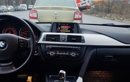 BMW 3 серия, 2016 год, 2 425 000 рублей, 13 фотография