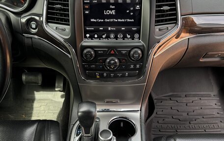 Jeep Grand Cherokee, 2017 год, 2 750 000 рублей, 14 фотография