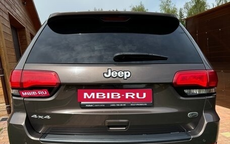 Jeep Grand Cherokee, 2017 год, 2 750 000 рублей, 11 фотография
