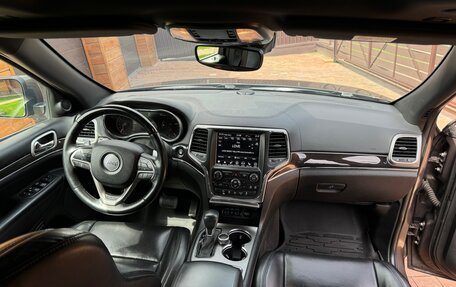 Jeep Grand Cherokee, 2017 год, 2 750 000 рублей, 15 фотография